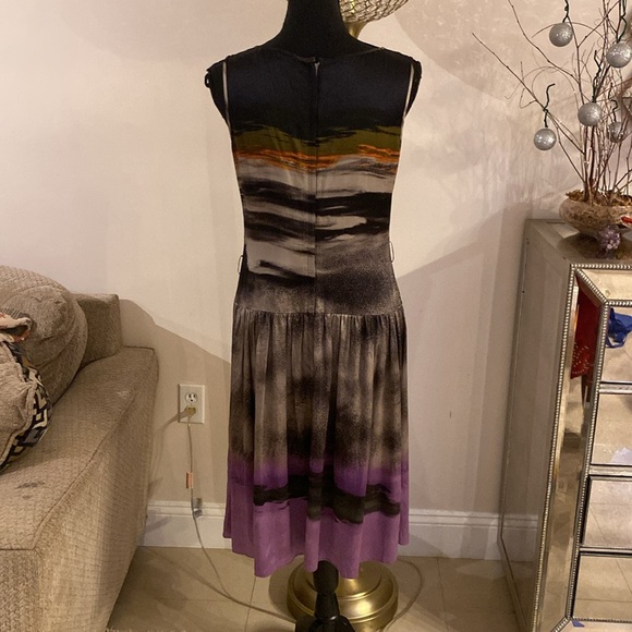 Teri Jon Elegant Multicolor Sleeveless Dress size 4 - Picture 4 of 6
